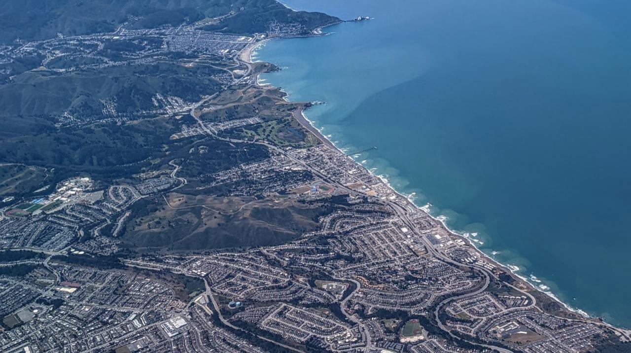 Window replacement in Pacifica, California — Pacifica